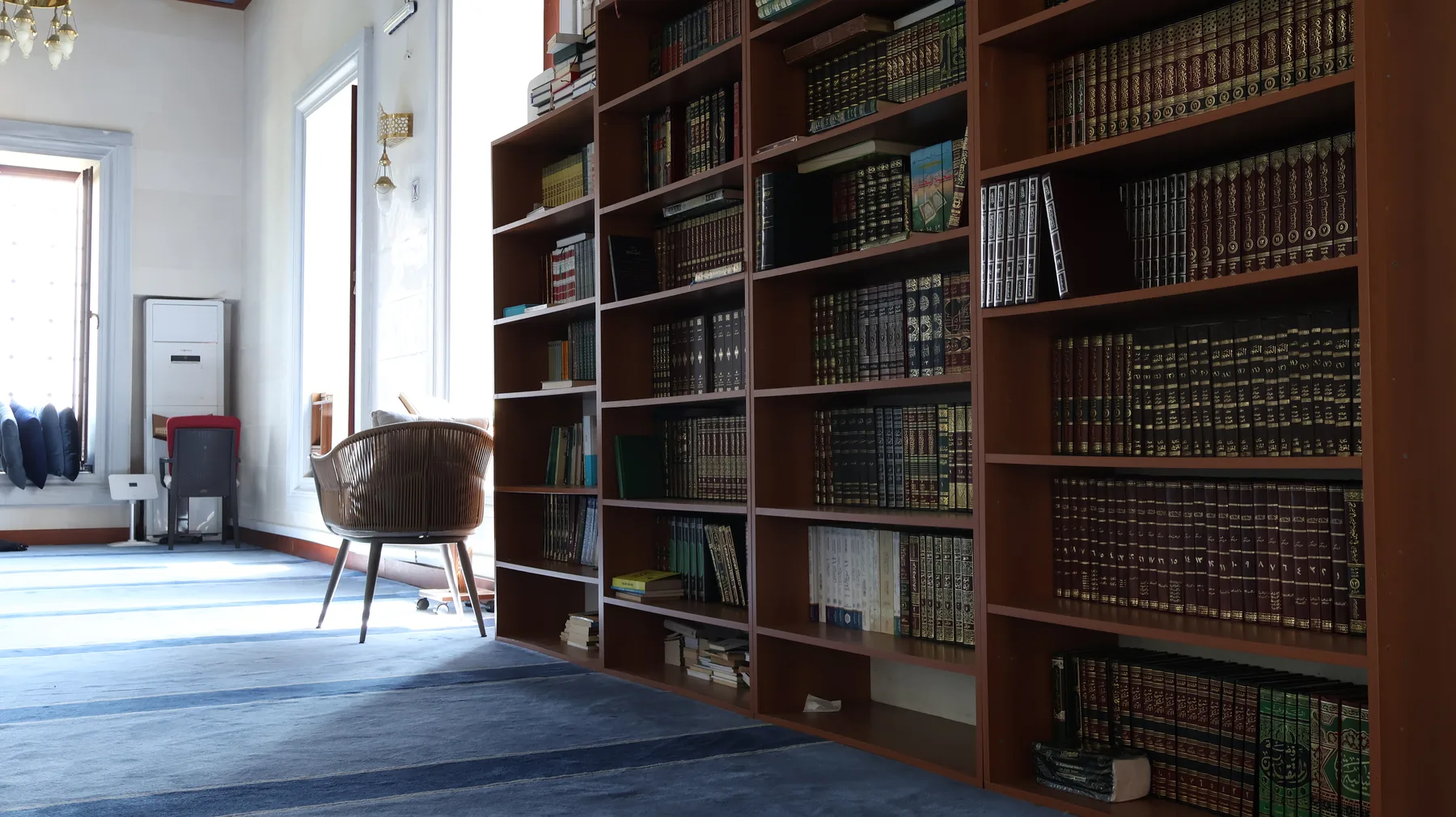 Several thousand volumes of tafsir, hadith and fiqh, open to anyone who wants to sit and read.